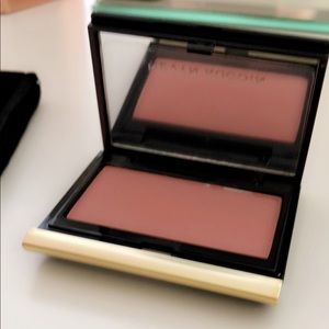 Kevyn Aucoin Blush
